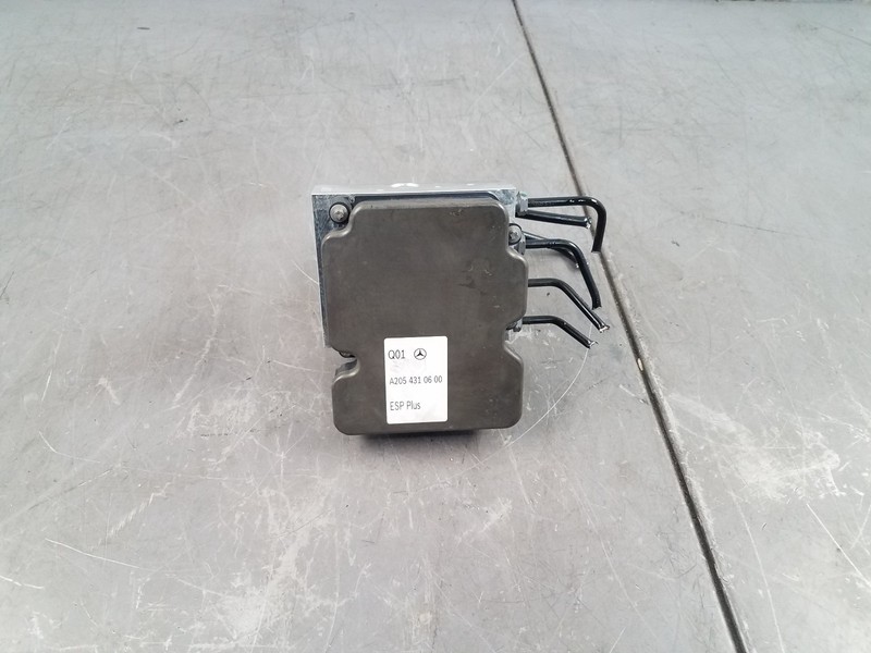 2016 Mercedes AMG C 63 S ABS Brake Pump Module #6708 S4