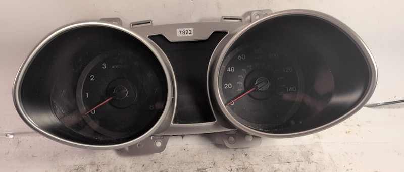 2012 OEM Hyundai Veloster Speedometer Gauge Head Cluster 94001-2V330 210,650 mi