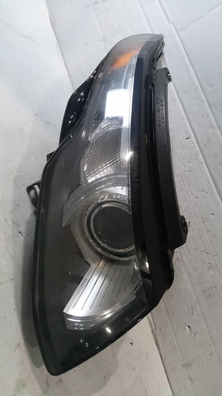 2015 Land Rover Evoque Right Headlight Assembly Black OEM 126231 Used 109K