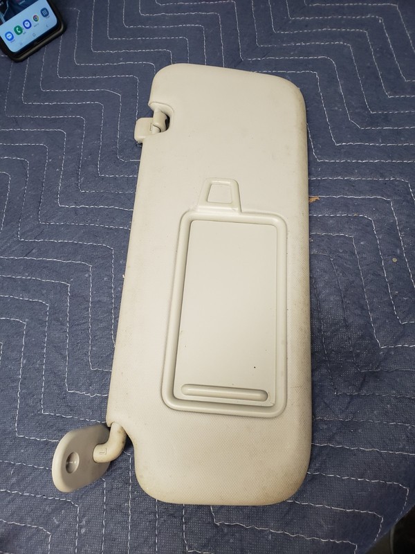 2017-2020 Hyundai Elantra Left Sunvisor