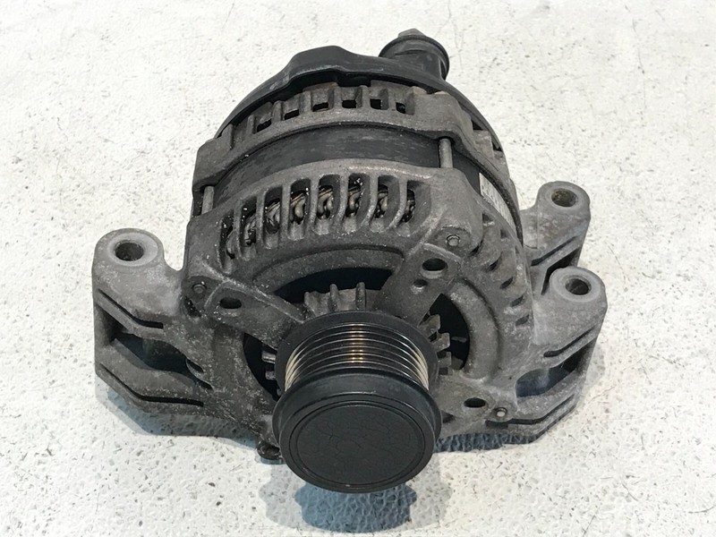 2017 Dodge Ram 1500 Alternator Generator Charging Assembly Engine OEM 104,785K