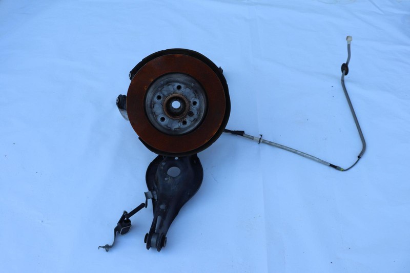 2017 BMW 430I 4DR F36 REAR LEFT SIDE SPINDLE KNUCKLE HUB W/ CONTROL ARM SET OEM