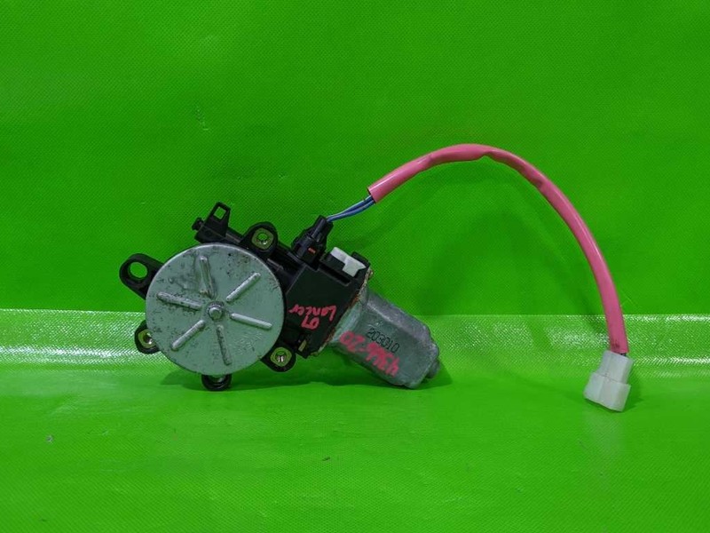 02 03 LANCER PASSENGER RIGHT REAR WINDOW MOTOR OEM 4366-20