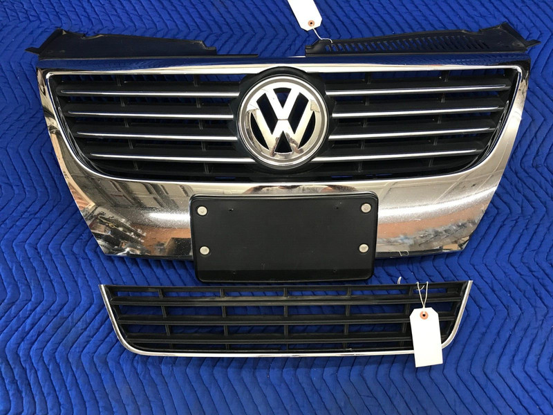 2006-2010 Volkwagen Passat Lower & Upper Grille Assembly OEM