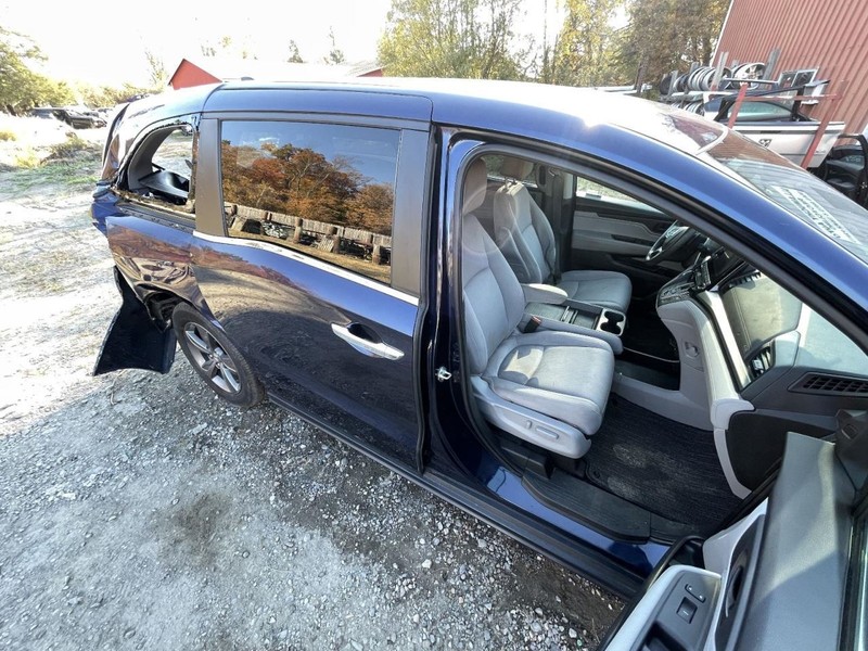 2018-24 HONDA ODYSSEY RIGHT ROCKER W/POST BLUE PC:B588P 3.5L FWD 44K -EX- 59793