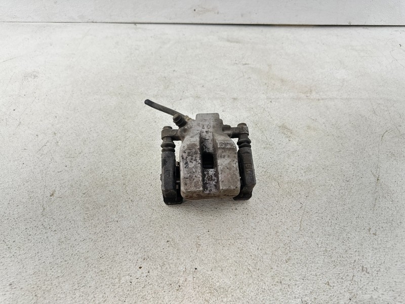 2018-2025 TOYOTA CAMRY FWD 2.5L REAR LEFT BRAKE CALIPER SILVER OEM