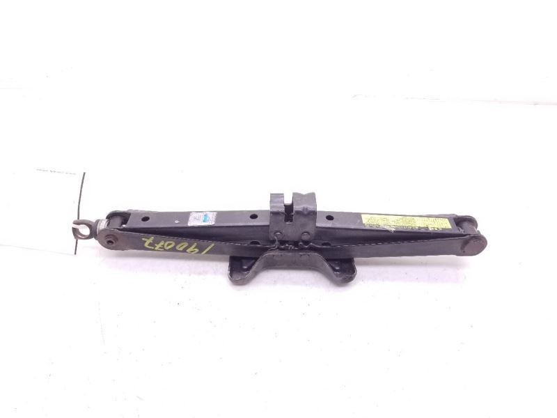 08 TOYOTA HIGHLANDR SPARE JACK