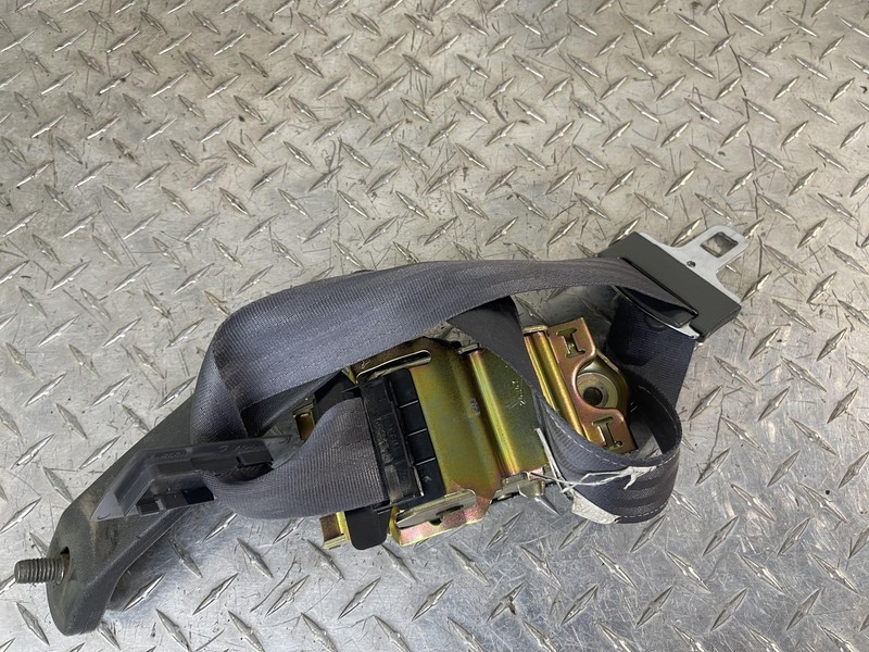 1993-2002 Chevrolet Camaro Front Passenger Seatbelt Assembly Oem Tested