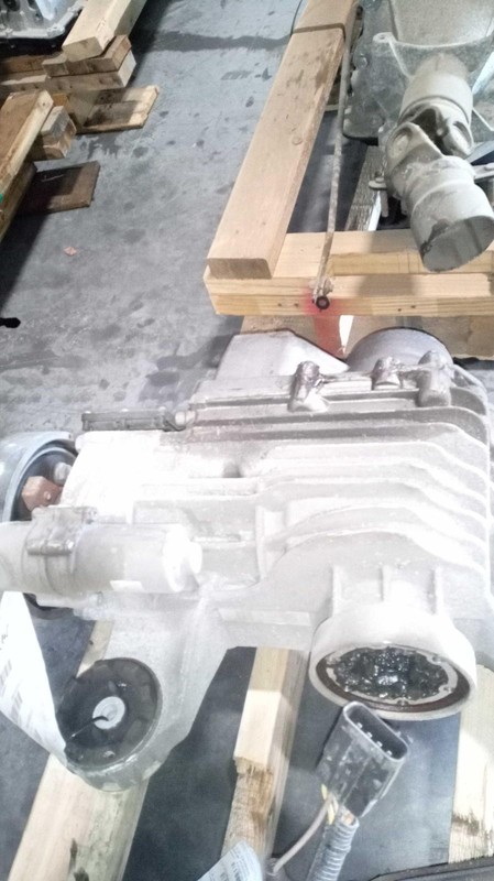 Used Differential Carrier Assembly fits: 2019 Volkswagen Atlas rear Grade B