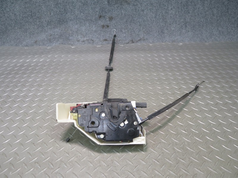 2006-2012 BENTLEY CONTINENTAL FLYING SPUR REAR LEFT DOOR LOCK LATCH ACTUATOR