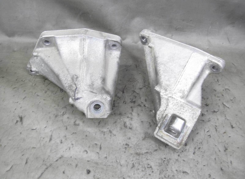 2013-2017 BMW F10 M5 F12 M6 S63N Twin-Turbo V8 Engine Suspension Arm Brackets OE