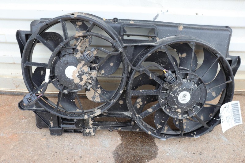 2015-2021 FORD MUSTANG 2.3L RADIATOR COOLING FAN MOTOR SHROUD ASSEMBLY OEM