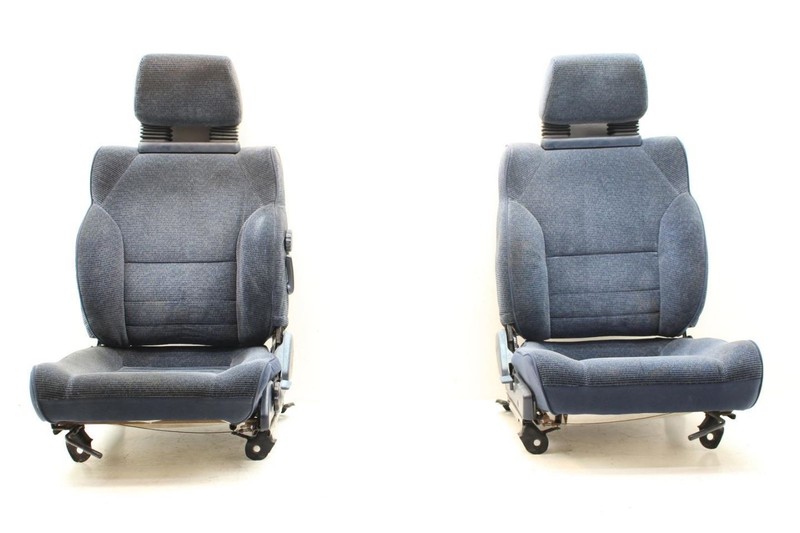 Pair of Left and Right Front Blue Seats Fits 85-89 MR2