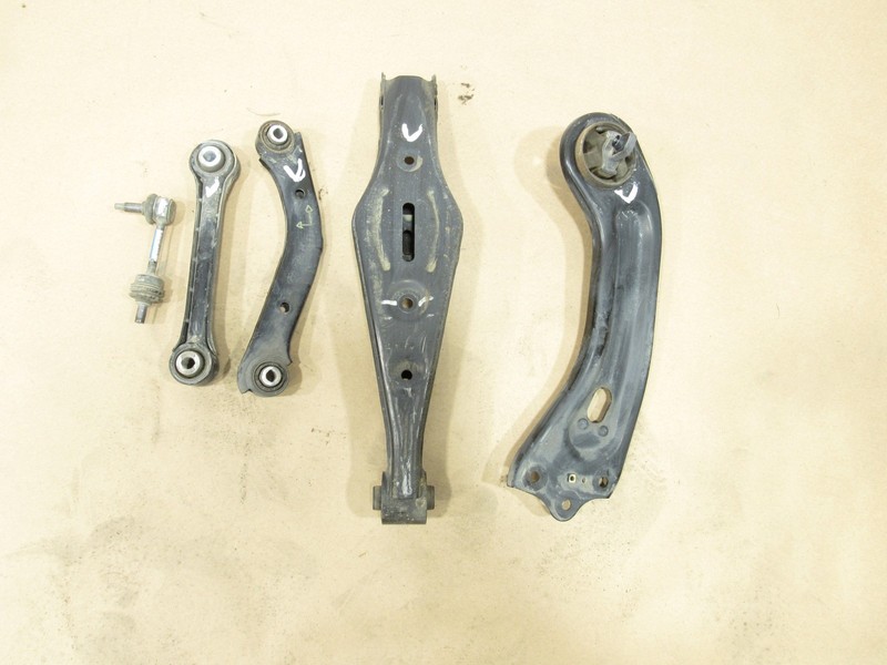 20-25 Kia Telluride SX 2022 FWD Rear Right Passenger Control Arm Link Set 5 PCS>