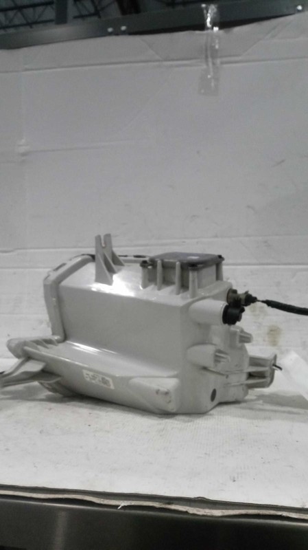2017 Ford Explorer Left Fog Light Assembly Blue 269784 Used 134K Miles