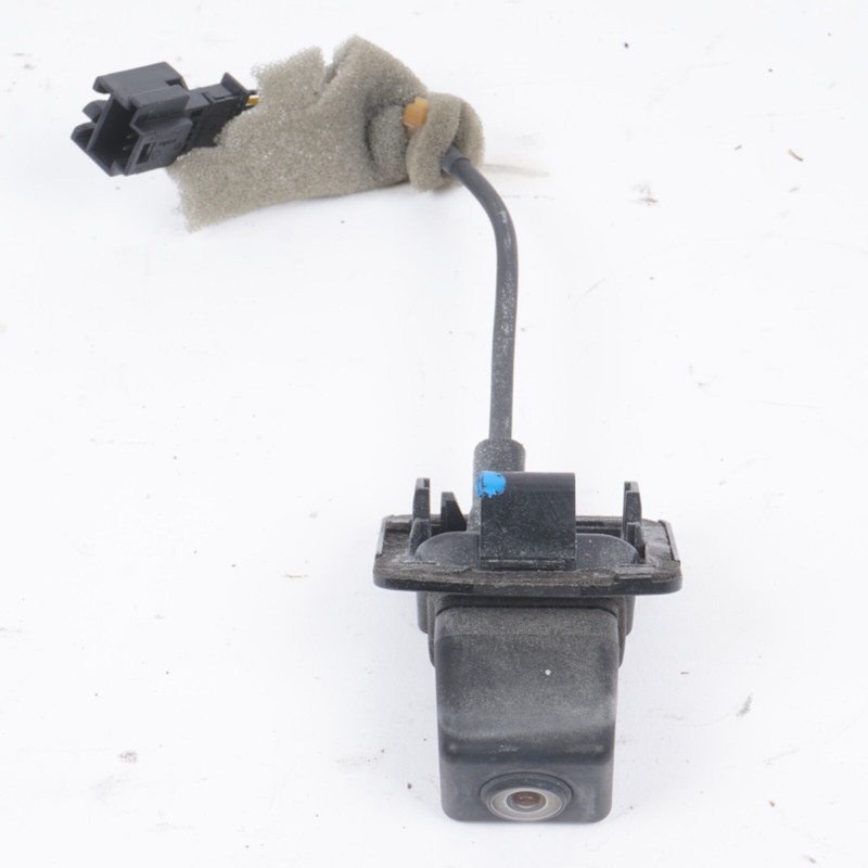 10-13 Mercedes W207 E550 E400 Trunk 3rd Third Brake Stop Light Lamp OEM