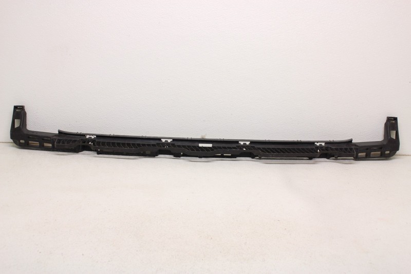 MK7 VW GTI Golf R Rear Center Bumper Bracket Guide Support Genuine Oem 2015-2021