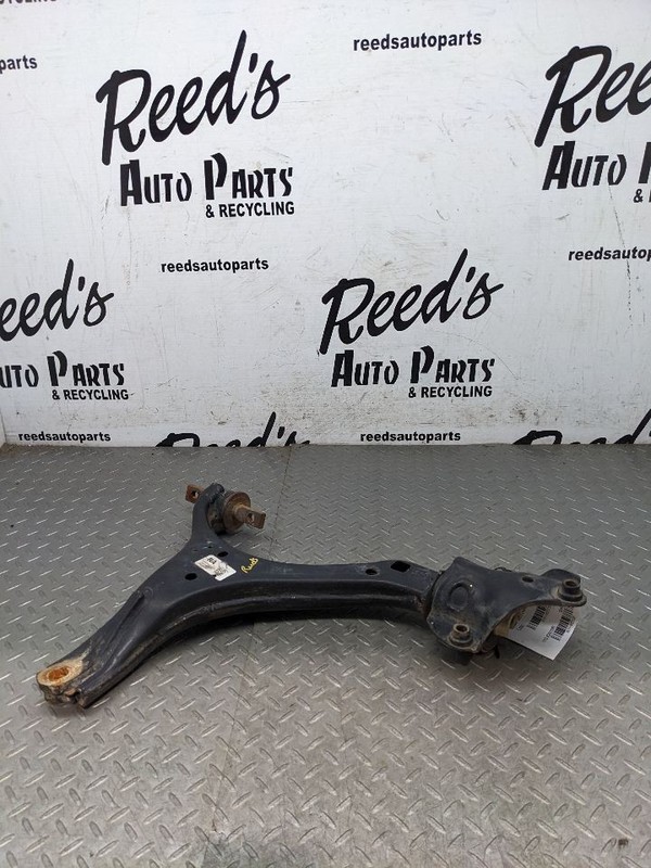 Passenger Right Lower Control Arm Front Fits 13-15 ACCORD 1182733