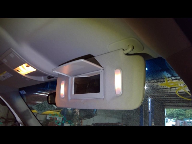 Passenger Right Sun Visor Illuminated Fits 07-14 ESCALADE 1659546