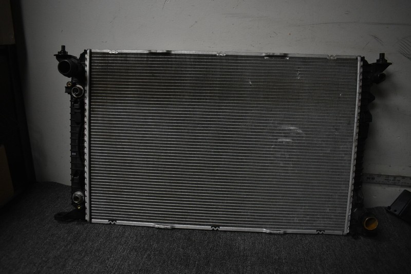 2009-2017 AUDI Q5 PREMIUM PLUS RADIATOR FACTORY OEM