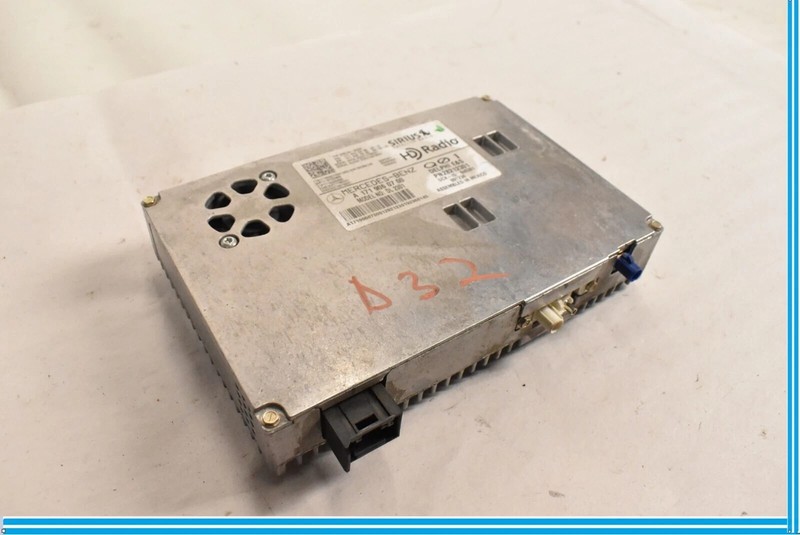 09-13 Mercedes W212 S400 Sirius Satellite Radio Receiver Module 1719060700 OEM