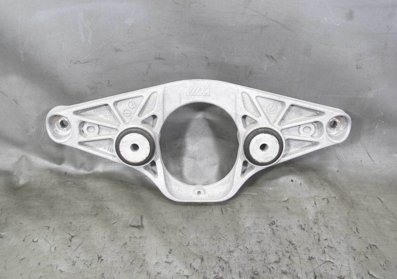 2013-2017 BMW F10 M5 F12 M6 Supporting Bracket for Rear Differential Final Drive