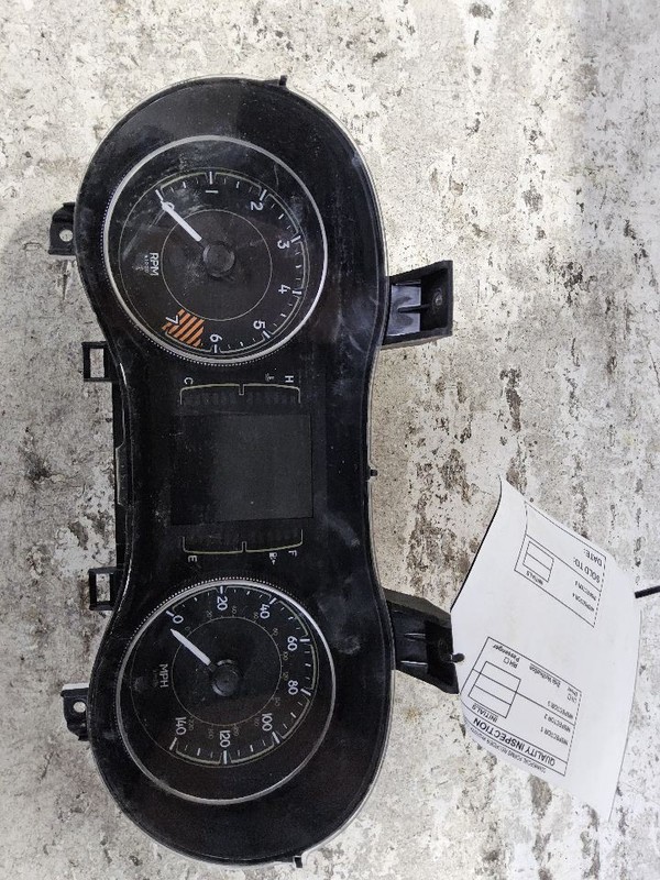Speedometer Cluster 140 MPH 3.5" Display Screen Fits 14 CHEROKEE 3404090