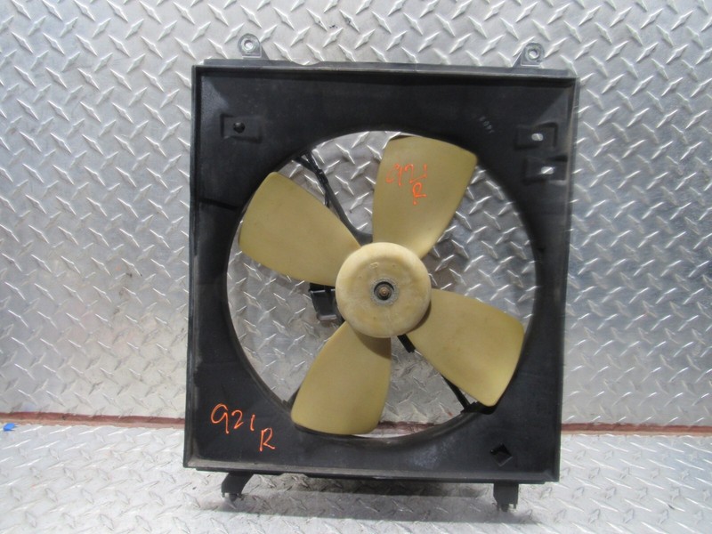 98 99 TOYOTA CAMRY RIGHT PASSENGER COOLING FAN BLADE 4 CYLINDER