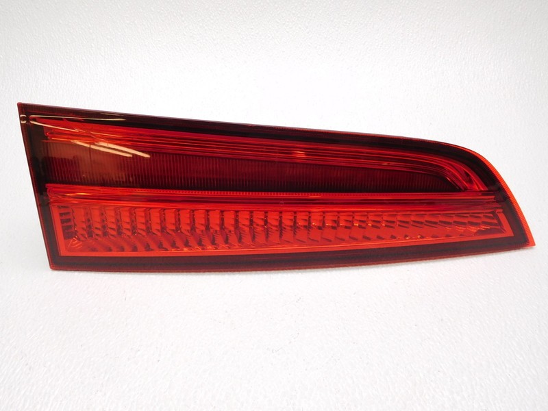 OEM Honda Pilot Left Tail Lamp Gate Mounted 34155-TG7-A01 Lens Crack