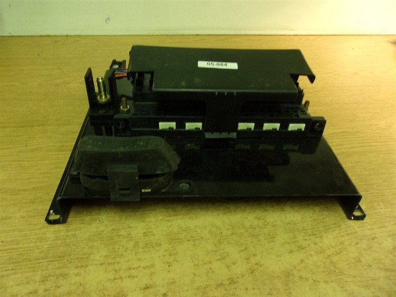 2009 International Fuse Relay Block*FREE SHIPPING*