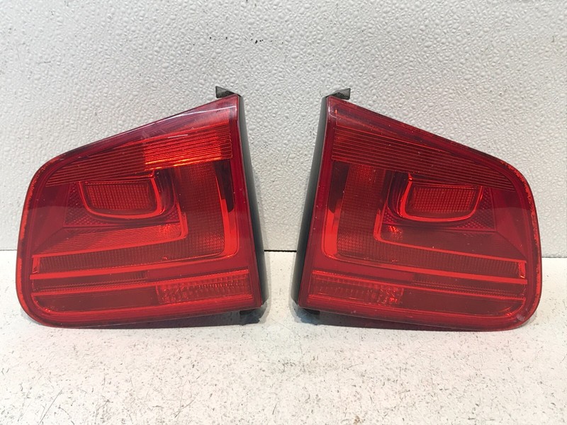 12-17 VW Tiguan Left Driver LH RH Passenger Right Inner Side Tail Light OEM Pair