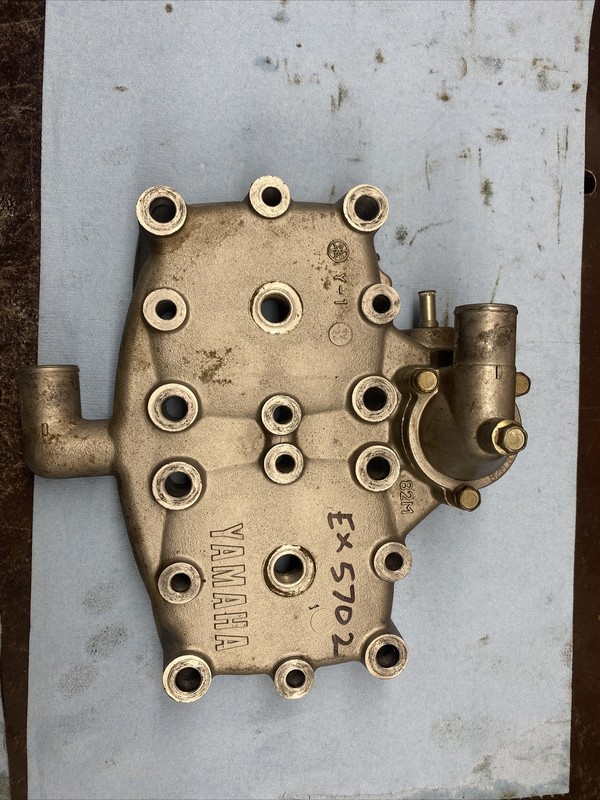 1987 - 1992 YAMAHA EXCITER EX570 Snowmobile Motor Cylinder Head #2 Good