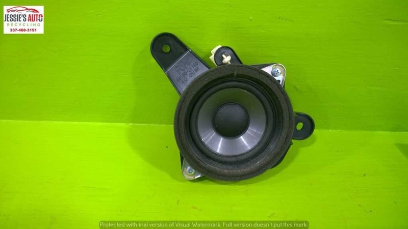 11 12 13 14 15 16 SCION TC 2.5L AT FRONT DOOR UPPER TWEETER SPEAKER OEM 2332-4