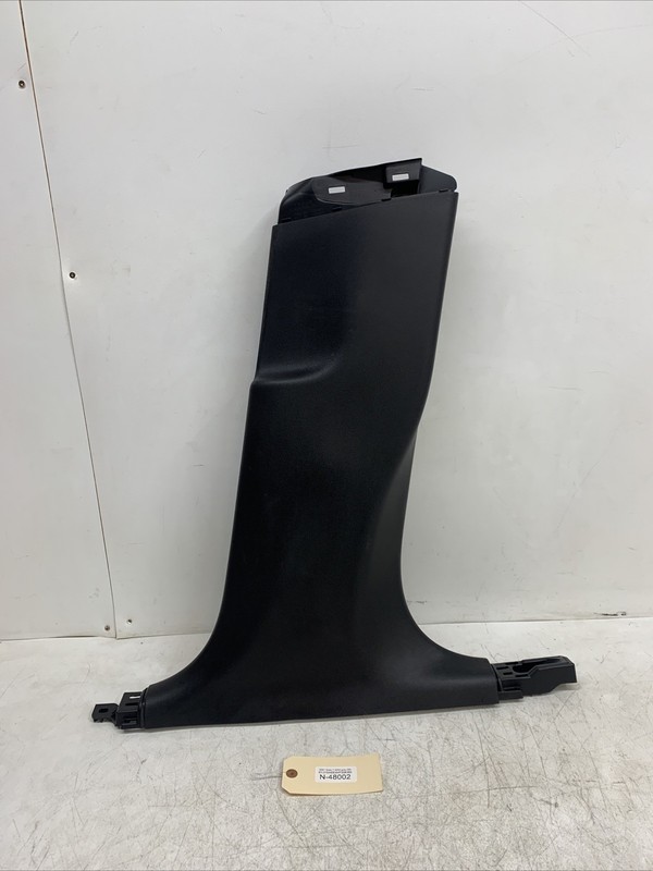 20-22 Tesla Model Y Passenger Side Lower B-Pillar Trim Cover Right 48002 U9