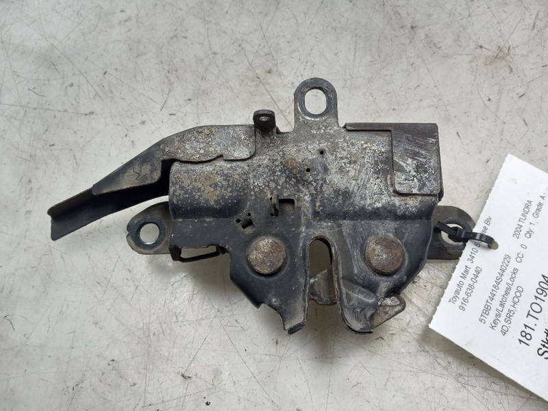 04 TOYOTA TUNDRA SR5 HOOD LATCH