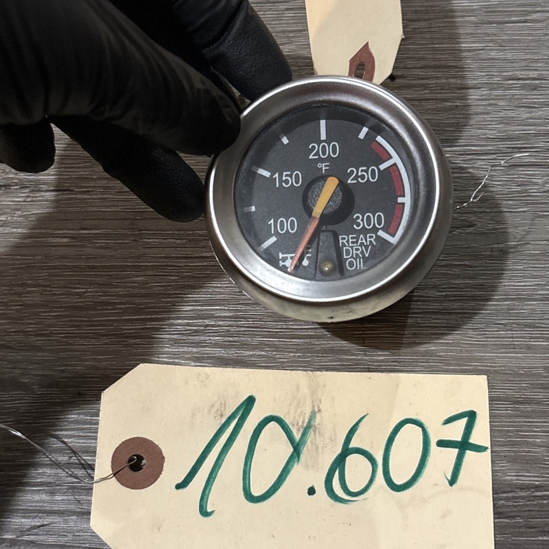 Peterbilt REAR DRV OIL gauge missing P/N