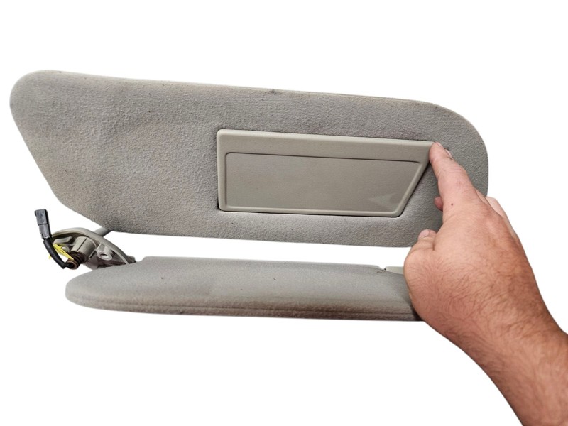 2002 -2007 Ford F250 F350 Excursion Right Side Sunvisor Lighted Mirror Grey OEM