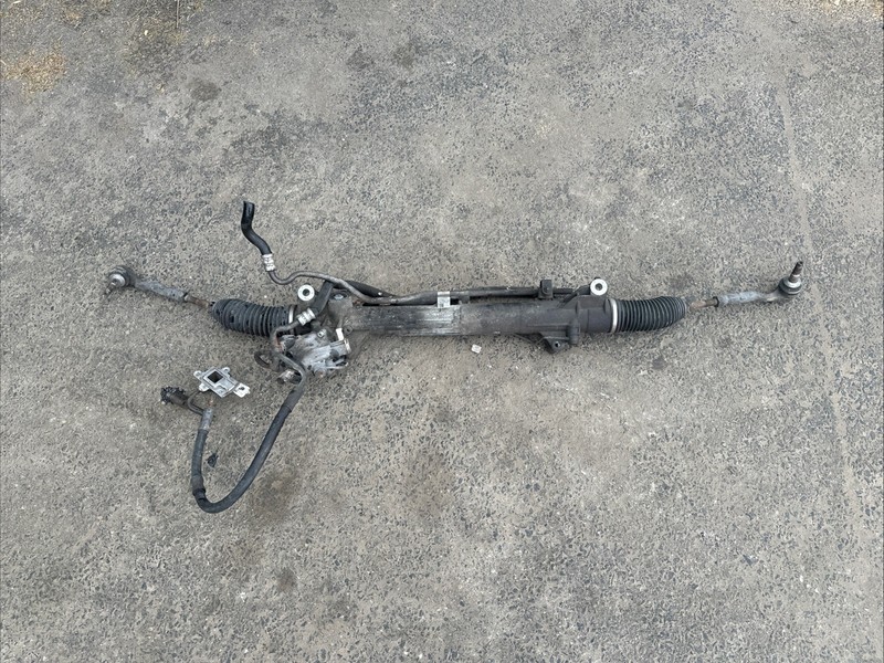 2011 - 2016 BMW 535iX F10 xDRIVE POWER STEERING GEAR RACK AND PINION OEM