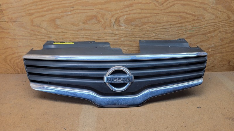 2007 2008 2009 Altima Sedan 4 Door Front GrilleChrome Surround W/ Emblem OEM