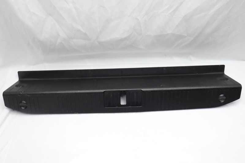 ✅ 07-13 Mercedes S400 S550 W221 Trunk Lid Lock Latch Trim Cover 2216900441 OEM