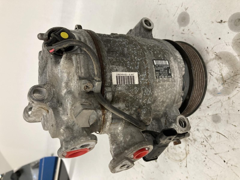 17-'21 MERCEDES METRIS AC Compressor 35k miles OEM 1 Year Warranty!