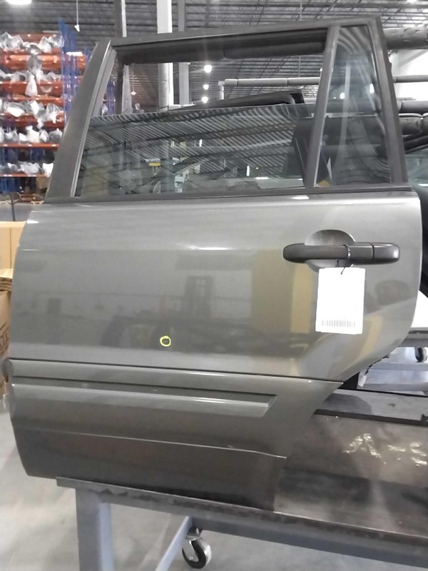 2007 Honda Pilot Left Rear Door Grey OEM 488589 - 168K Miles