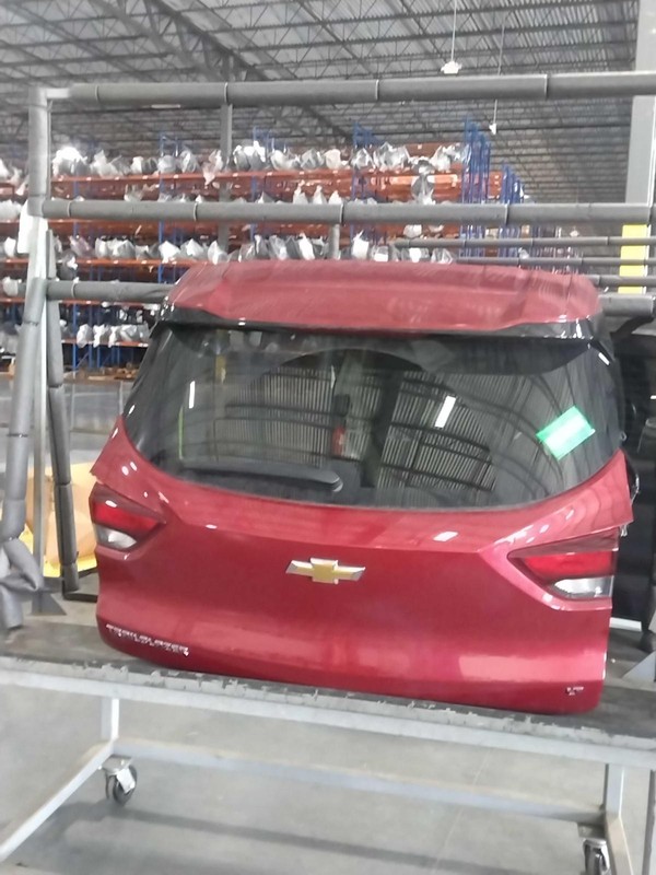 Used Deck Lid fits: 2021 Chevrolet Trailblazer manual liftgate opt TB4 LED tail