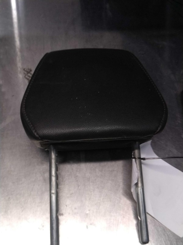 2017 Acura MDX Black Headrest OEM Used 4977731 149k Miles Non-Interchange