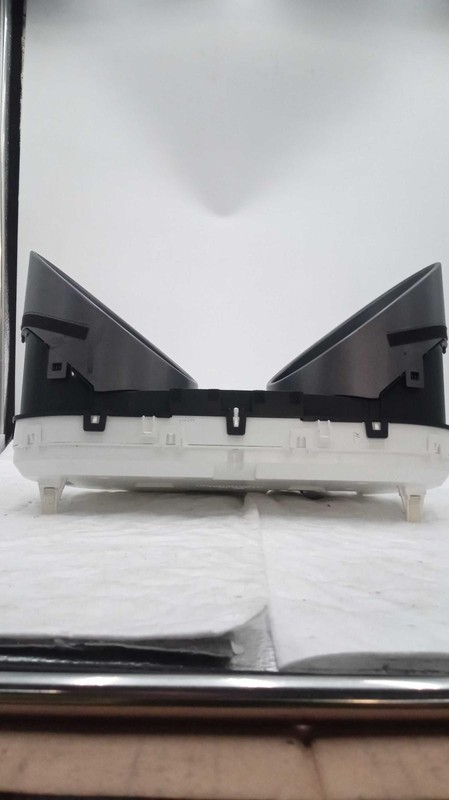 Used Speedometer Gauge fits: 2017 Hyundai Santa fe cluster SWB Sport US market M