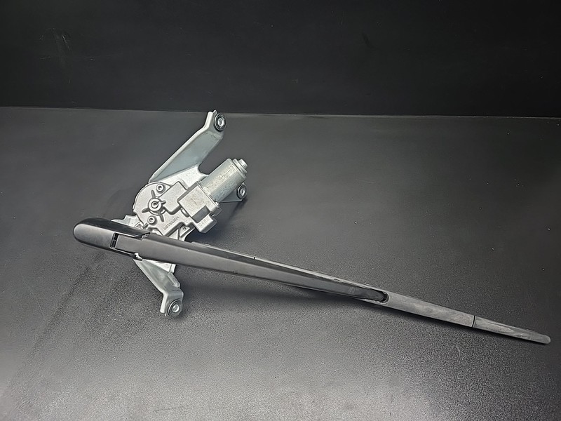 OEM Subaru Outback Rear Back Glass Wiper Motor 86510AN08A