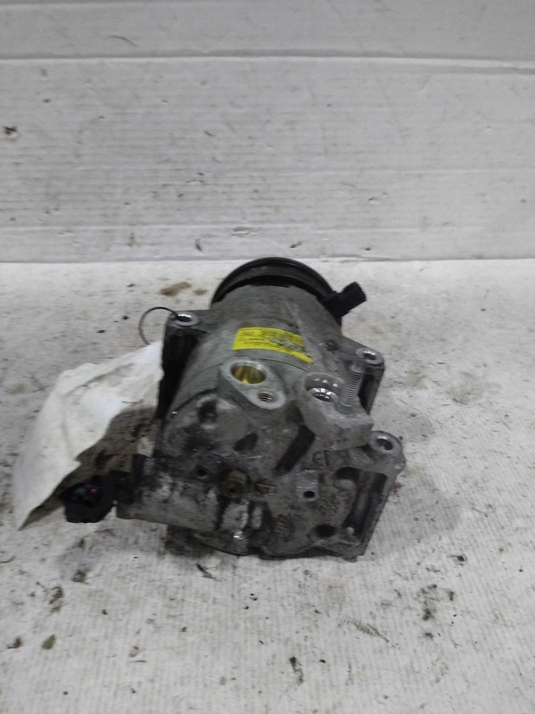 2017 Ford Escape A/C Compressor OEM 1.5L 91000 Mi Grey GV6119D629CB