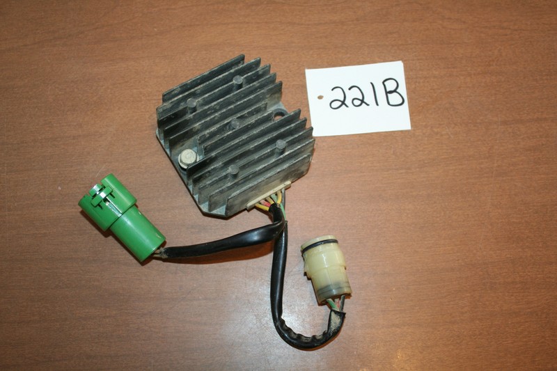 1985 Honda ATC 250SX Rectifier Regulator OEM SH532-12 4.7