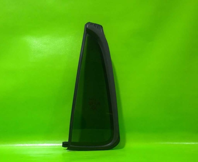 04-10 QX56 ARMADA PASSENGER RIGHT REAR VENT GLASS OEM 3998-62