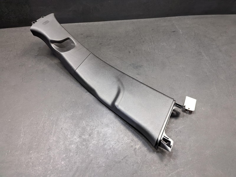 Center Right B Pillar Upper & Lower Trim Panel 2017 Chevrolet Cruze 2016-2019